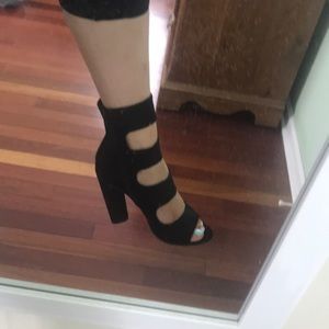 Steve Madden platform velvet shoes